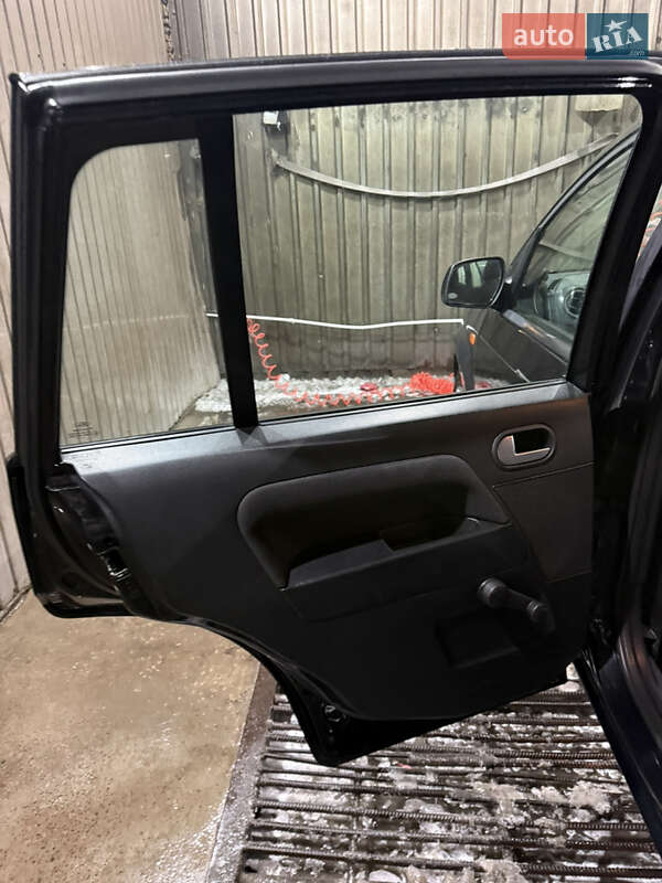 Хетчбек Ford Fusion 2011 в Києві