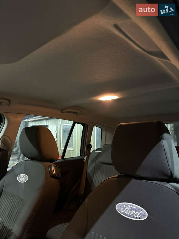 Хетчбек Ford Fusion 2011 в Києві