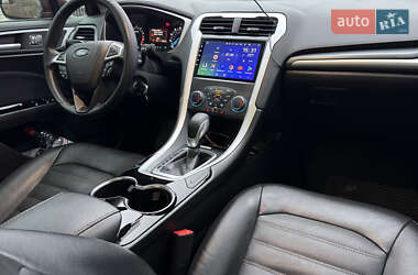 Седан Ford Fusion 2015 в Тернополе