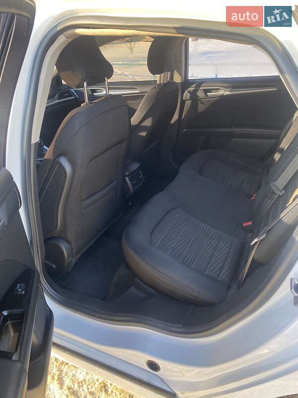 Седан Ford Fusion 2016 в Киеве