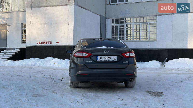 Седан Ford Fusion 2016 в Харькове
