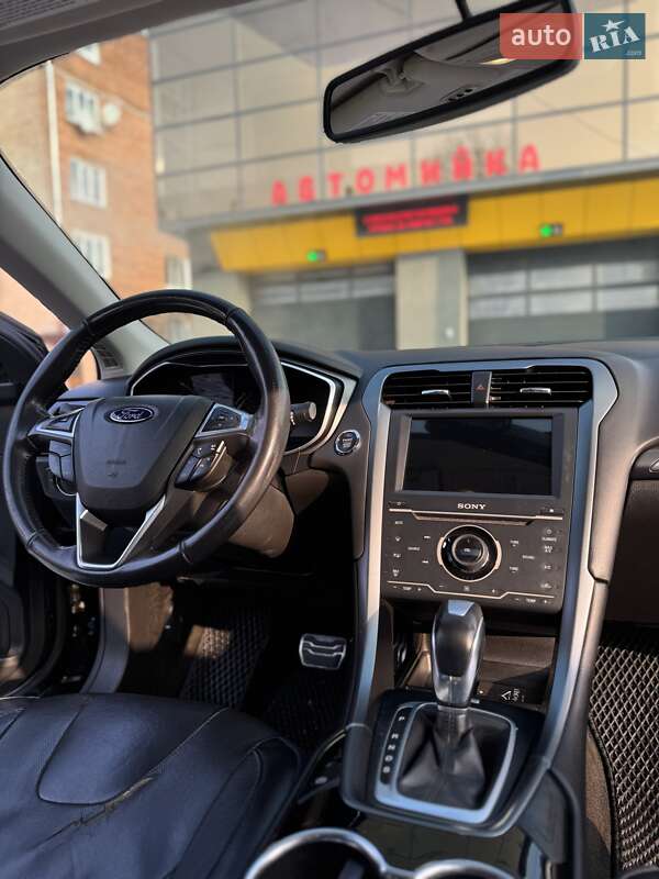 Седан Ford Fusion 2013 в Харкові