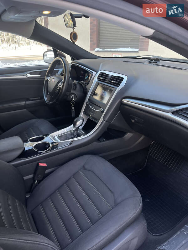 Седан Ford Fusion 2012 в Києві фото 7 Седан Ford Fusion 2012 в Києві