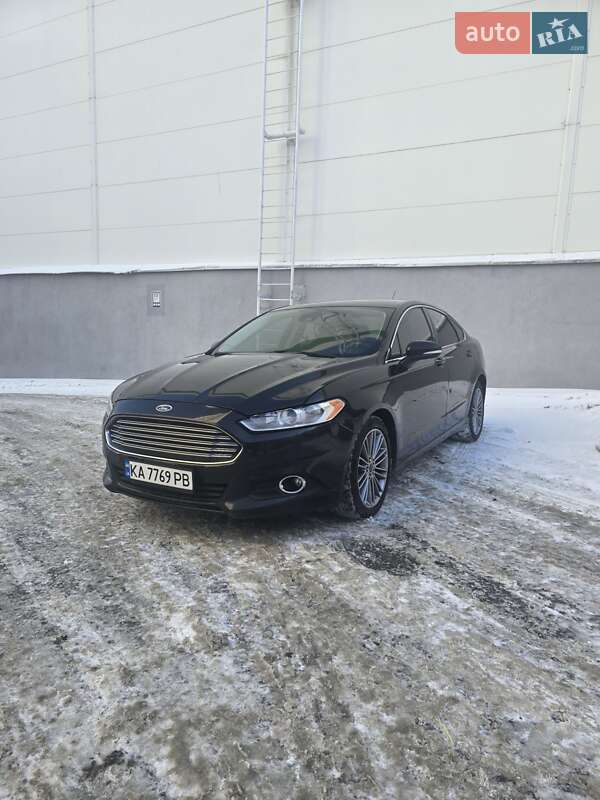 Седан Ford Fusion 2015 в Києві фото Седан Ford Fusion 2015 в Києві