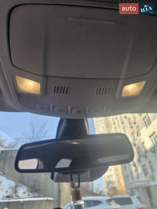 Седан Ford Fusion 2015 в Києві фото 16 Седан Ford Fusion 2015 в Києві