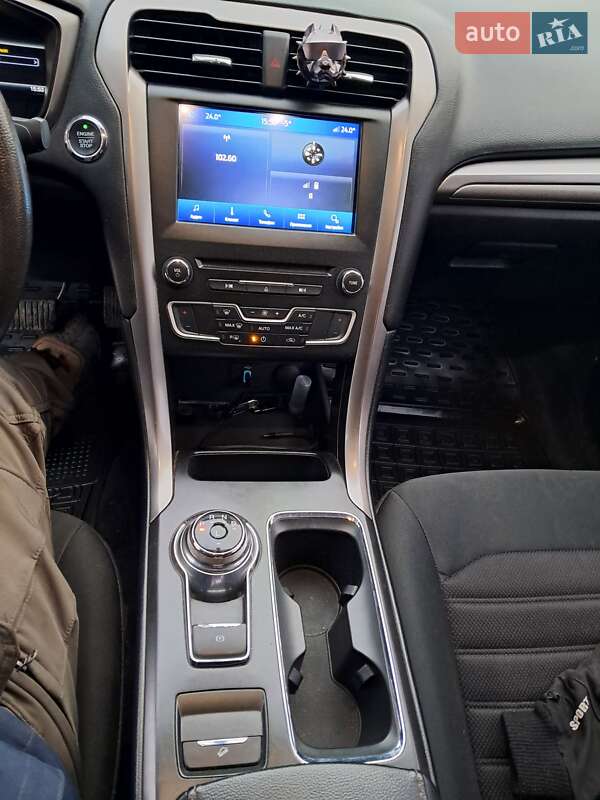 Седан Ford Fusion 2017 в Кропивницком