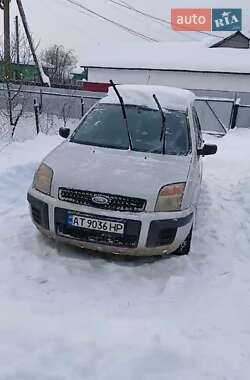 Хэтчбек Ford Fusion 2006 в Долине