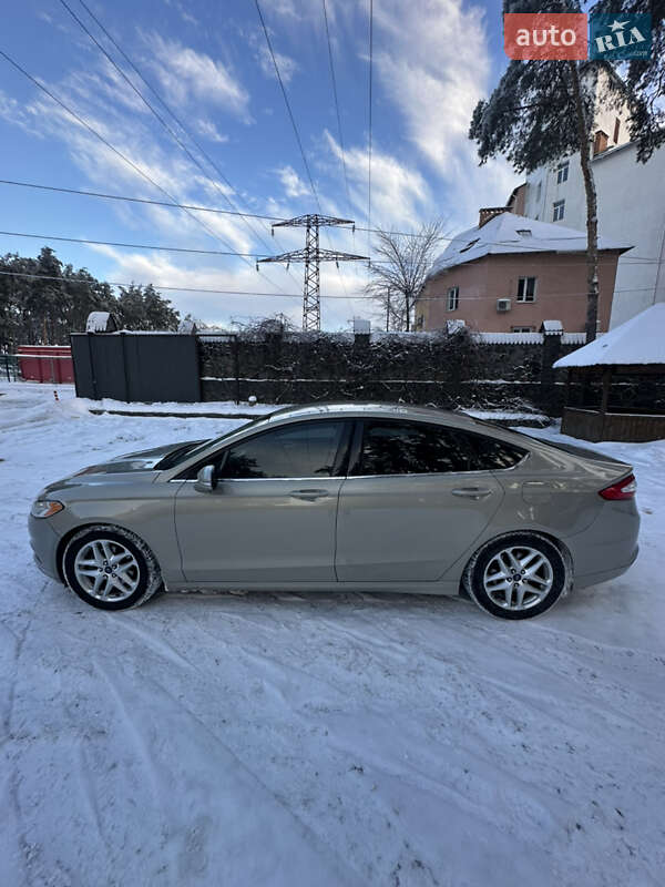 Седан Ford Fusion 2015 в Киеве