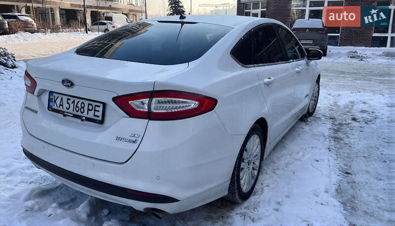 Седан Ford Fusion 2015 в Киеве фото 5 Седан Ford Fusion 2015 в Киеве