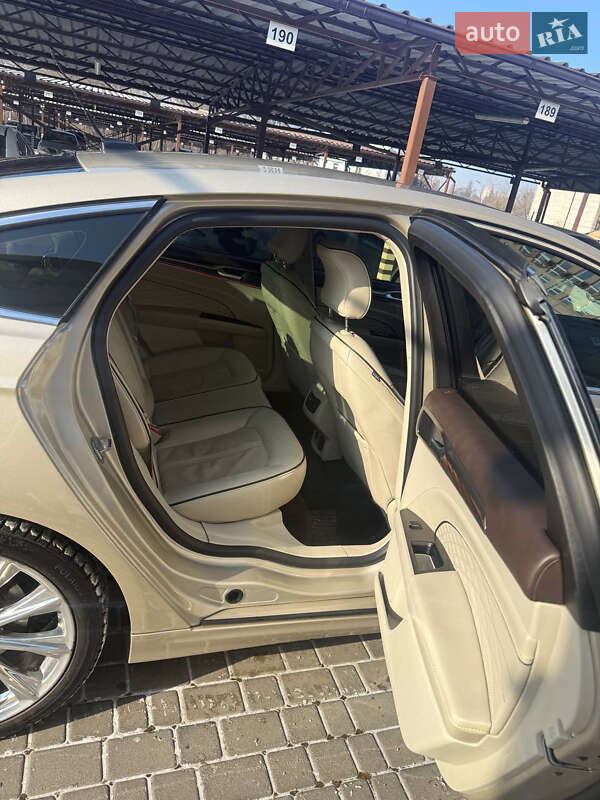 Седан Ford Fusion 2017 в Одесі