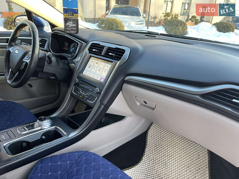 Седан Ford Fusion 2016 в Стрию фото 34 Седан Ford Fusion 2016 в Стрию