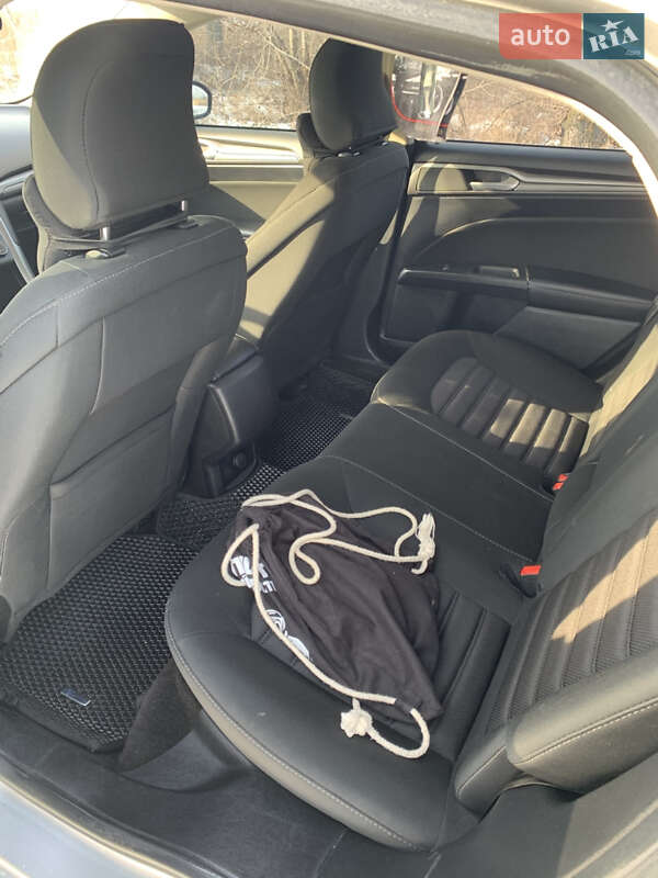 Седан Ford Fusion 2018 в Черкассах фото 31 Седан Ford Fusion 2018 в Черкассах