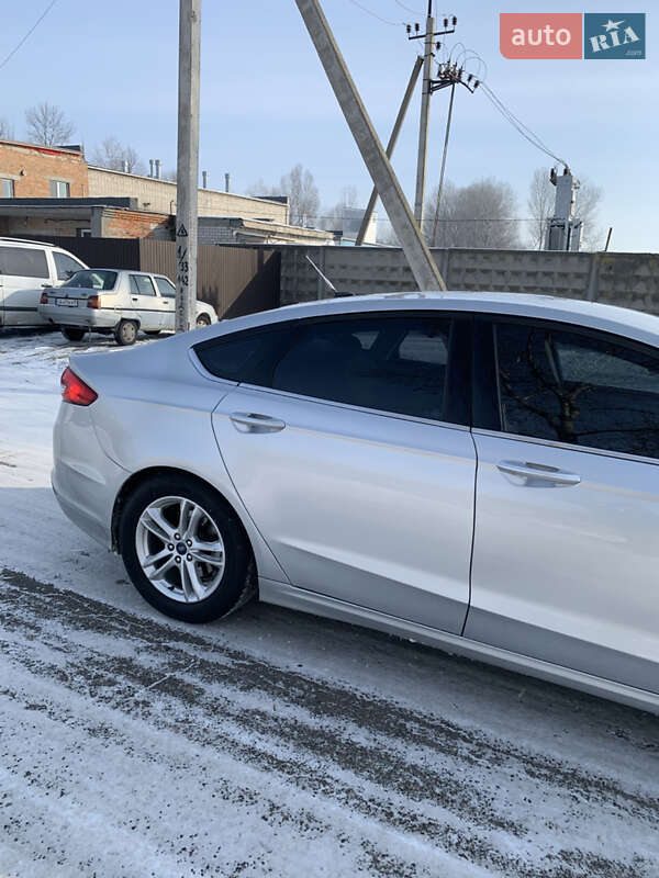 Седан Ford Fusion 2018 в Черкассах фото 39 Седан Ford Fusion 2018 в Черкассах