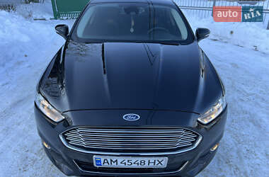 Седан Ford Fusion 2015 в Житомирі