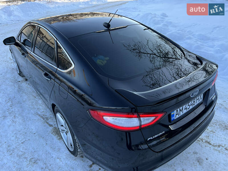 Седан Ford Fusion 2015 в Житомире