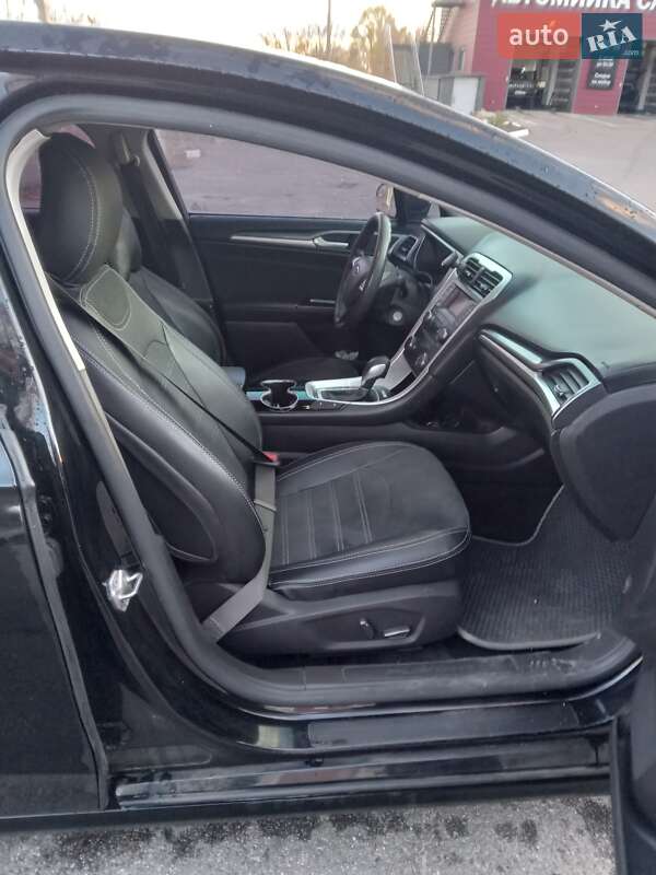 Седан Ford Fusion 2015 в Харькове