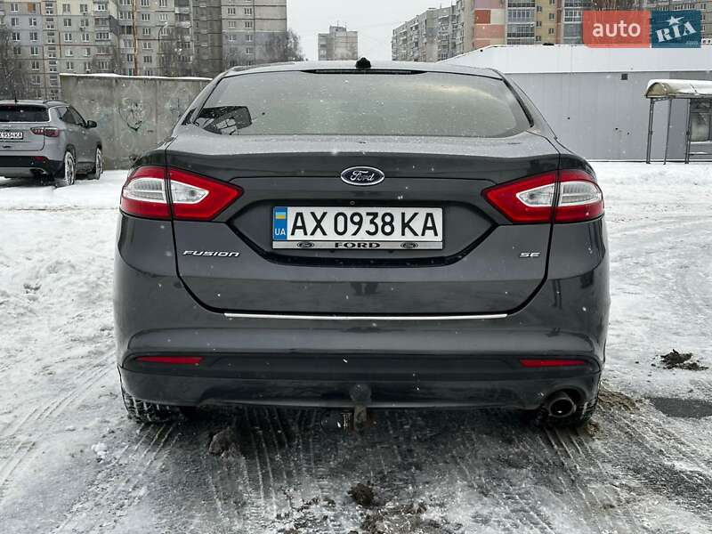 Седан Ford Fusion 2015 в Харкові