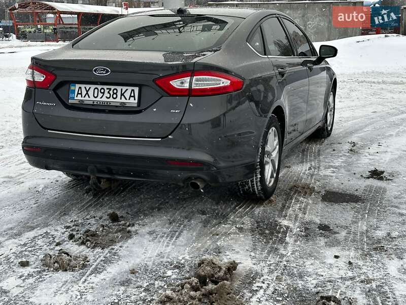 Седан Ford Fusion 2015 в Харкові