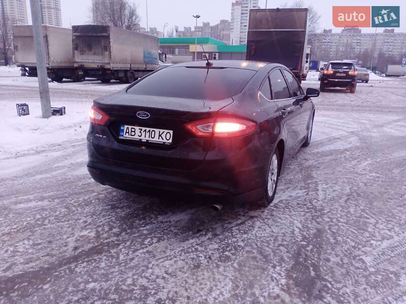 Седан Ford Fusion 2014 в Киеве