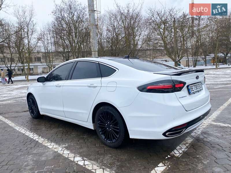 Седан Ford Fusion 2015 в Одессе