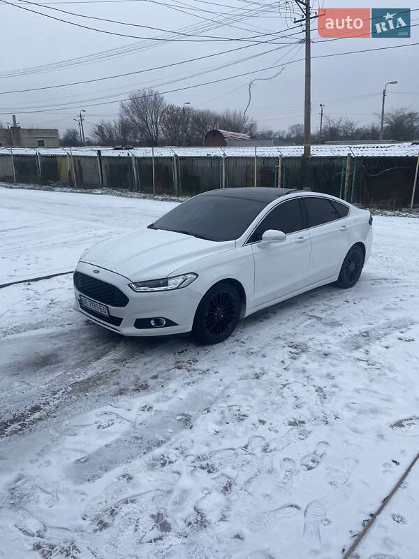 Седан Ford Fusion 2015 в Одессе