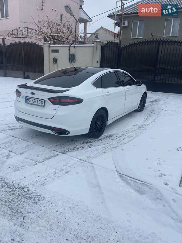 Седан Ford Fusion 2015 в Одессе