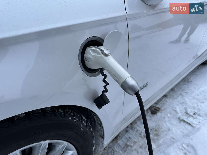 Седан Ford Fusion 2013 в Івано-Франківську фото 20 Седан Ford Fusion 2013 в Івано-Франківську