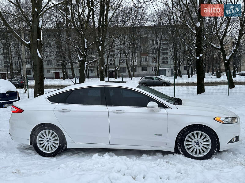 Седан Ford Fusion 2013 в Івано-Франківську фото 2 Седан Ford Fusion 2013 в Івано-Франківську
