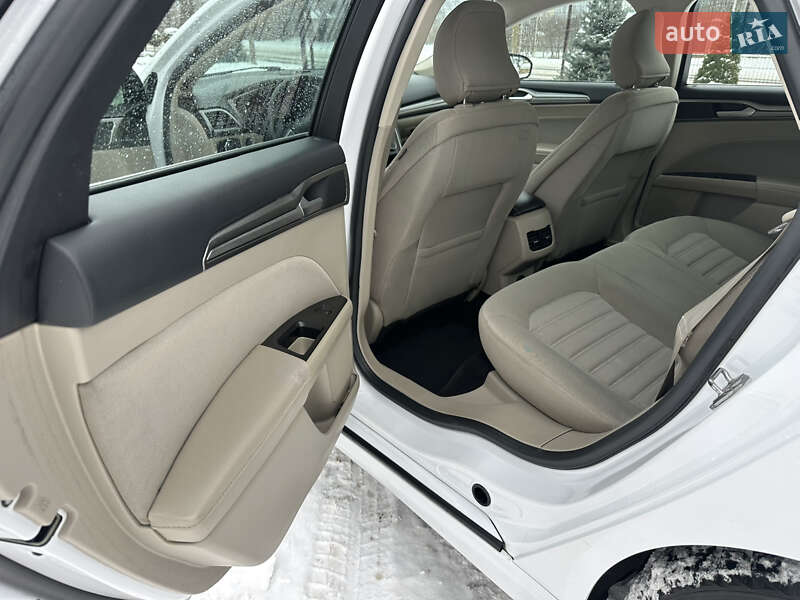 Седан Ford Fusion 2016 в Могилев-Подольске