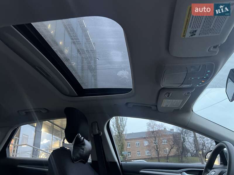 Седан Ford Fusion 2013 в Киеве