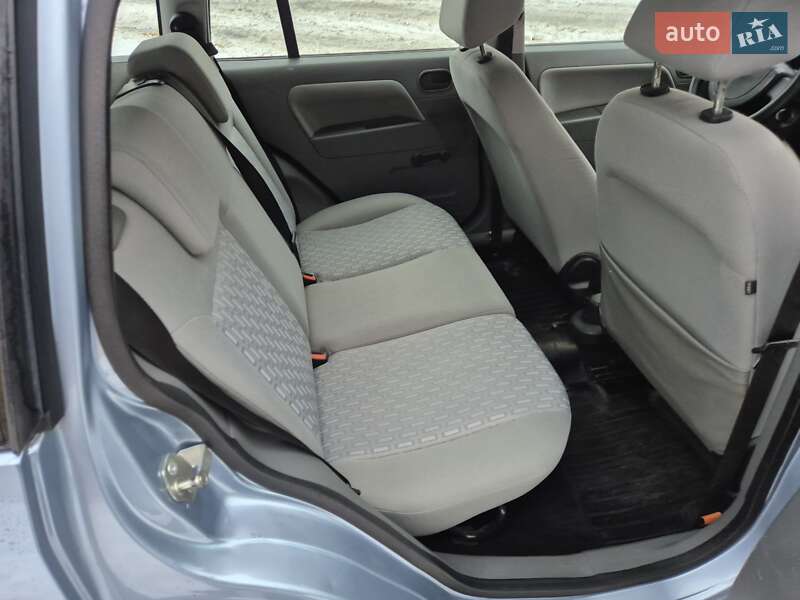 Хэтчбек Ford Fusion 2005 в Виннице