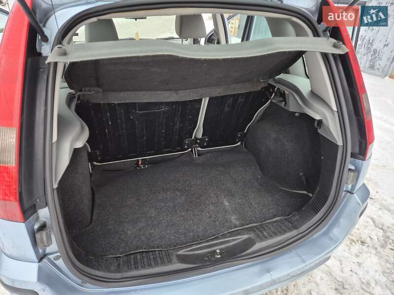 Хэтчбек Ford Fusion 2005 в Виннице