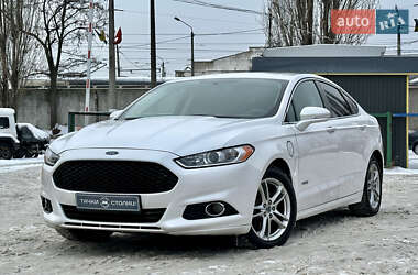 Седан Ford Fusion 2016 в Киеве