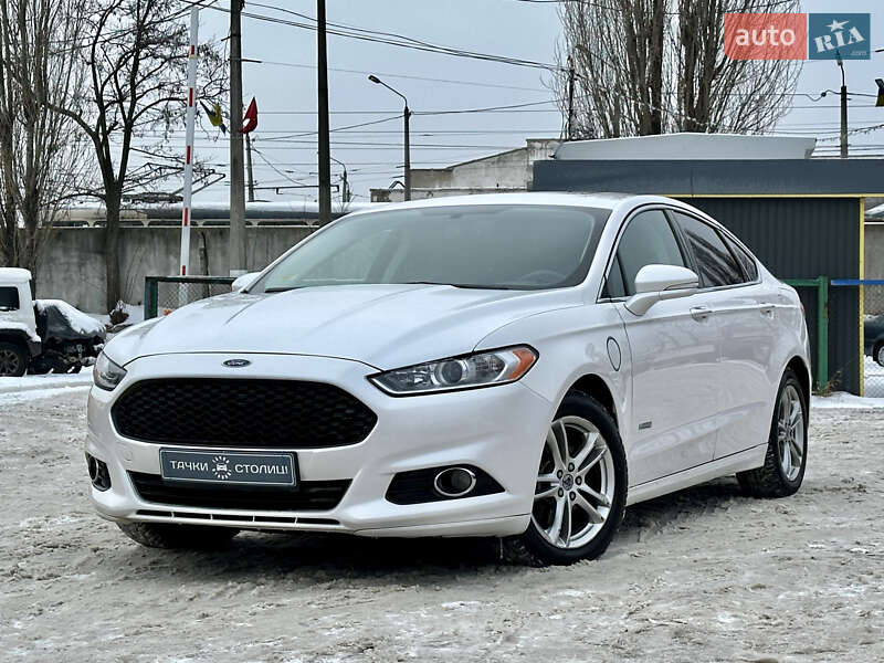 Ford Fusion 2016