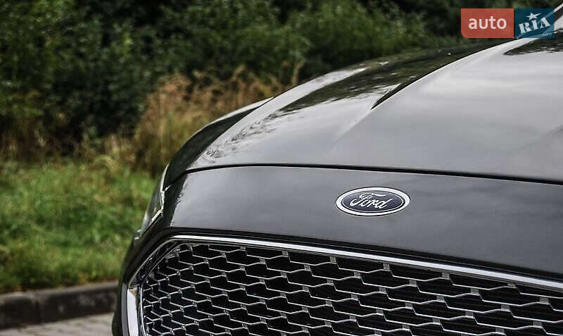 Седан Ford Fusion 2019 в Коростені