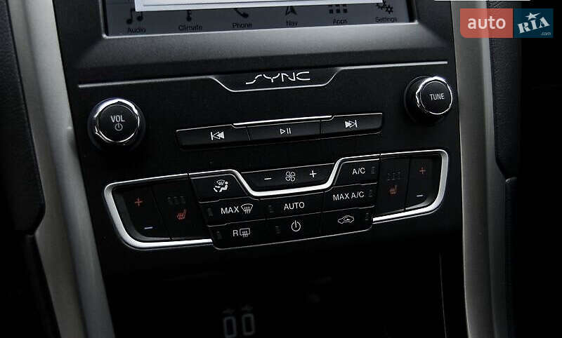 Седан Ford Fusion 2019 в Коростені