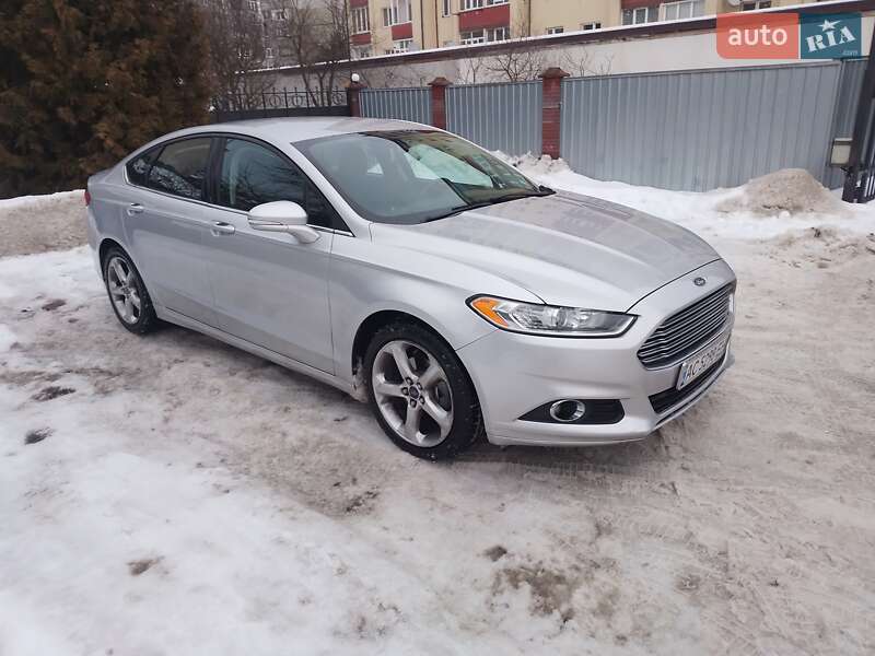 Ford Fusion 2015