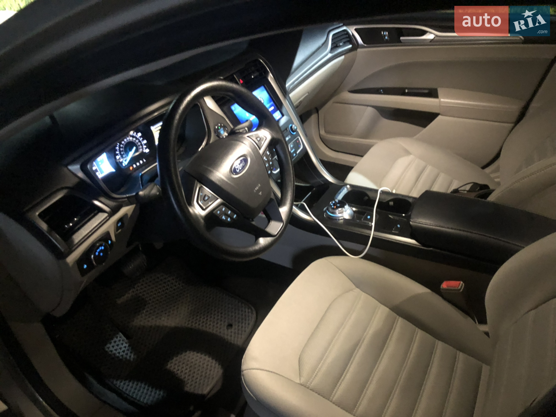 2017 Ford Fusion - мініатюра 19