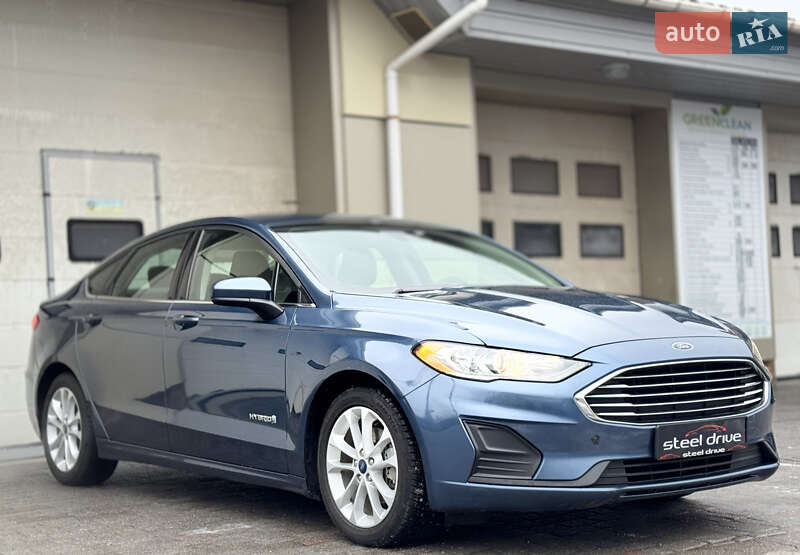 Седан Ford Fusion 2018 в Николаеве