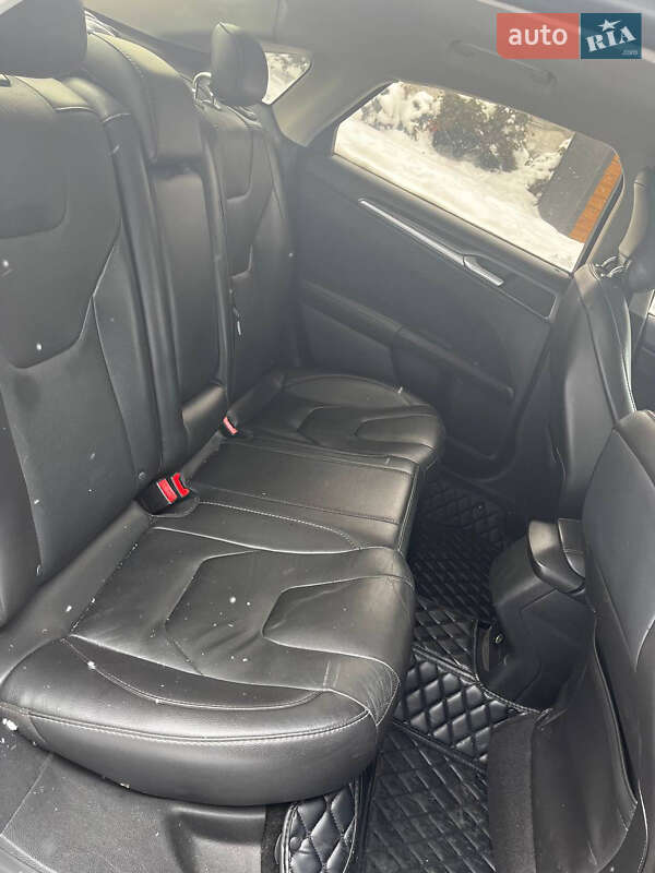 Седан Ford Fusion 2014 в Киеве фото 7 Седан Ford Fusion 2014 в Киеве