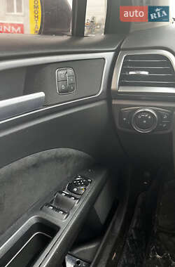 Седан Ford Fusion 2014 в Киеве