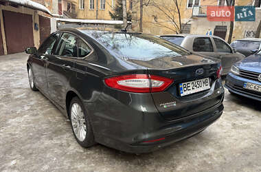 Седан Ford Fusion 2014 в Львове