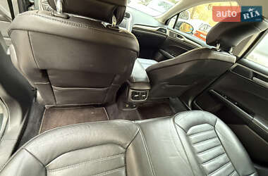 Седан Ford Fusion 2014 в Львове