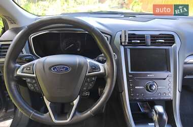 Седан Ford Fusion 2015 в Золочеве