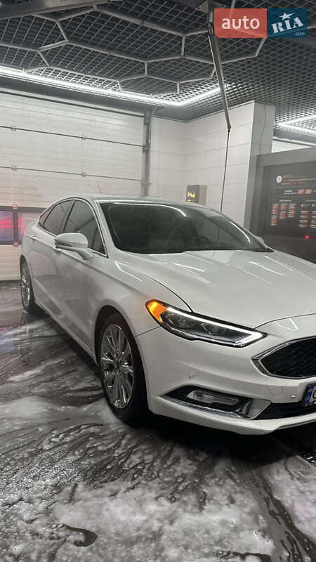 Ford Fusion 2017