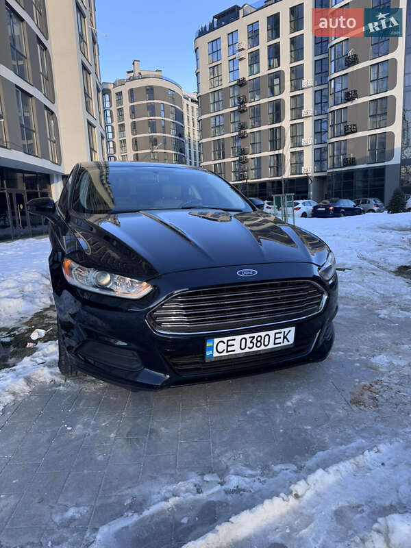 Седан Ford Fusion 2013 в Львові