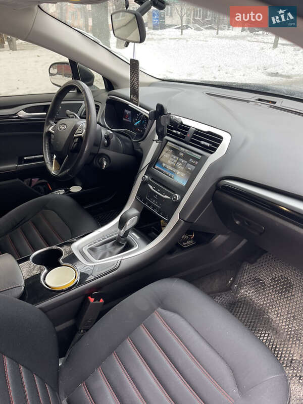 Седан Ford Fusion 2014 в Вінниці