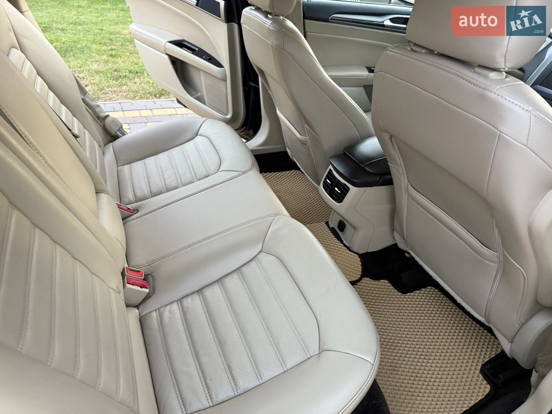 2014 Ford Fusion - мініатюра 26