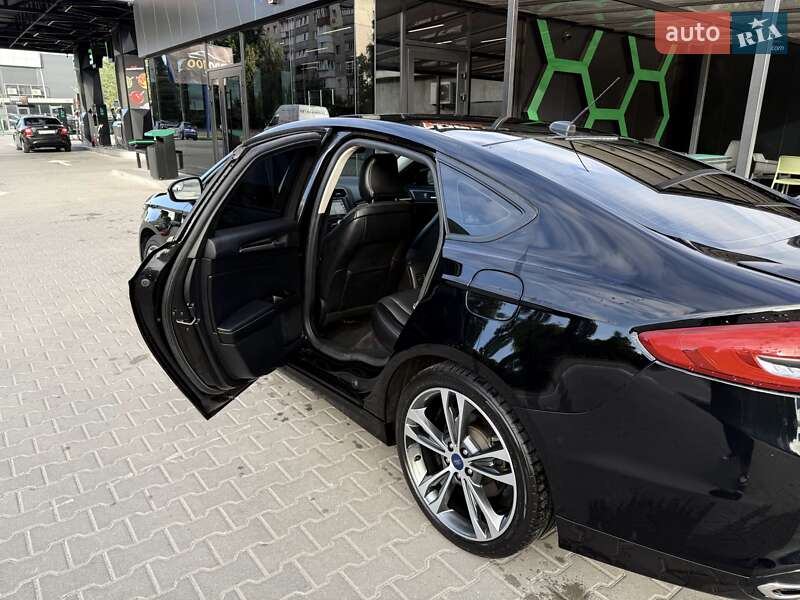 Седан Ford Fusion 2017 в Киеве