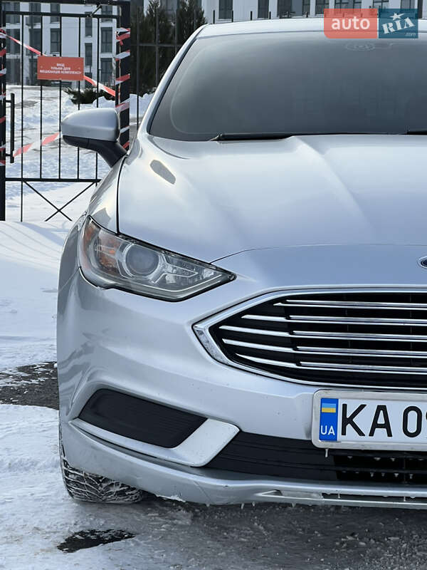 Седан Ford Fusion 2016 в Черкассах